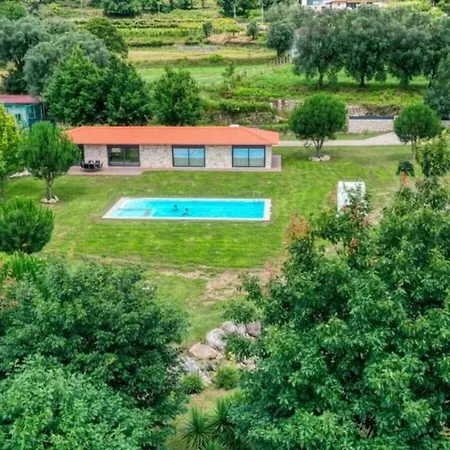 Casa Retiro Do Lago * Arcos de Valdevez